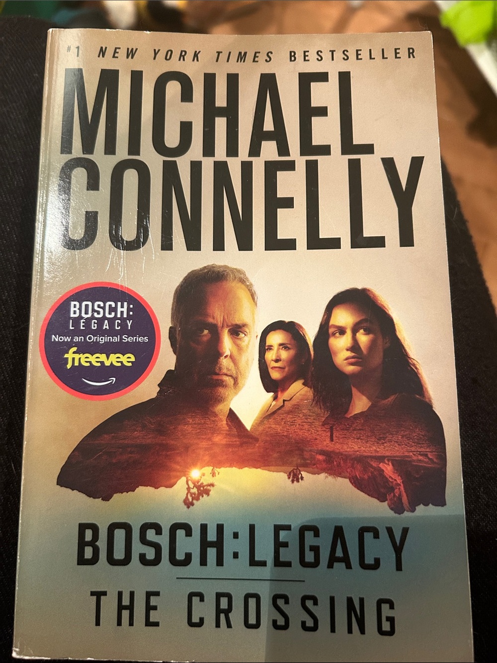 Paperback Bosh: legacy the crossing by Michael Connelly